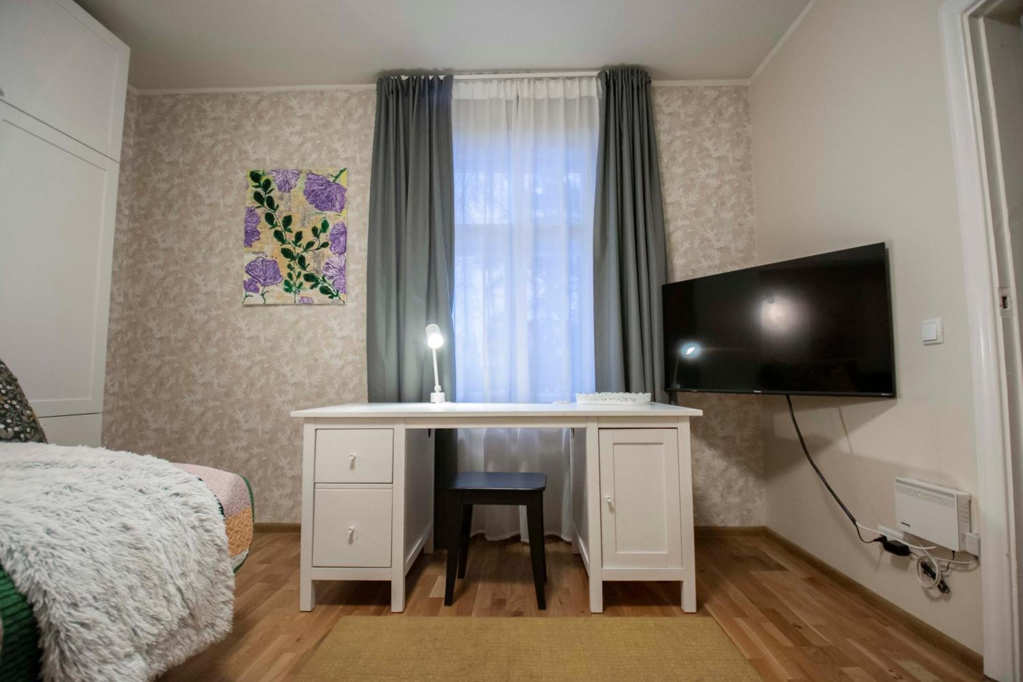 Karlovaidyll 7 - Homey Apartment With Free Parking! تارتو المظهر الخارجي الصورة