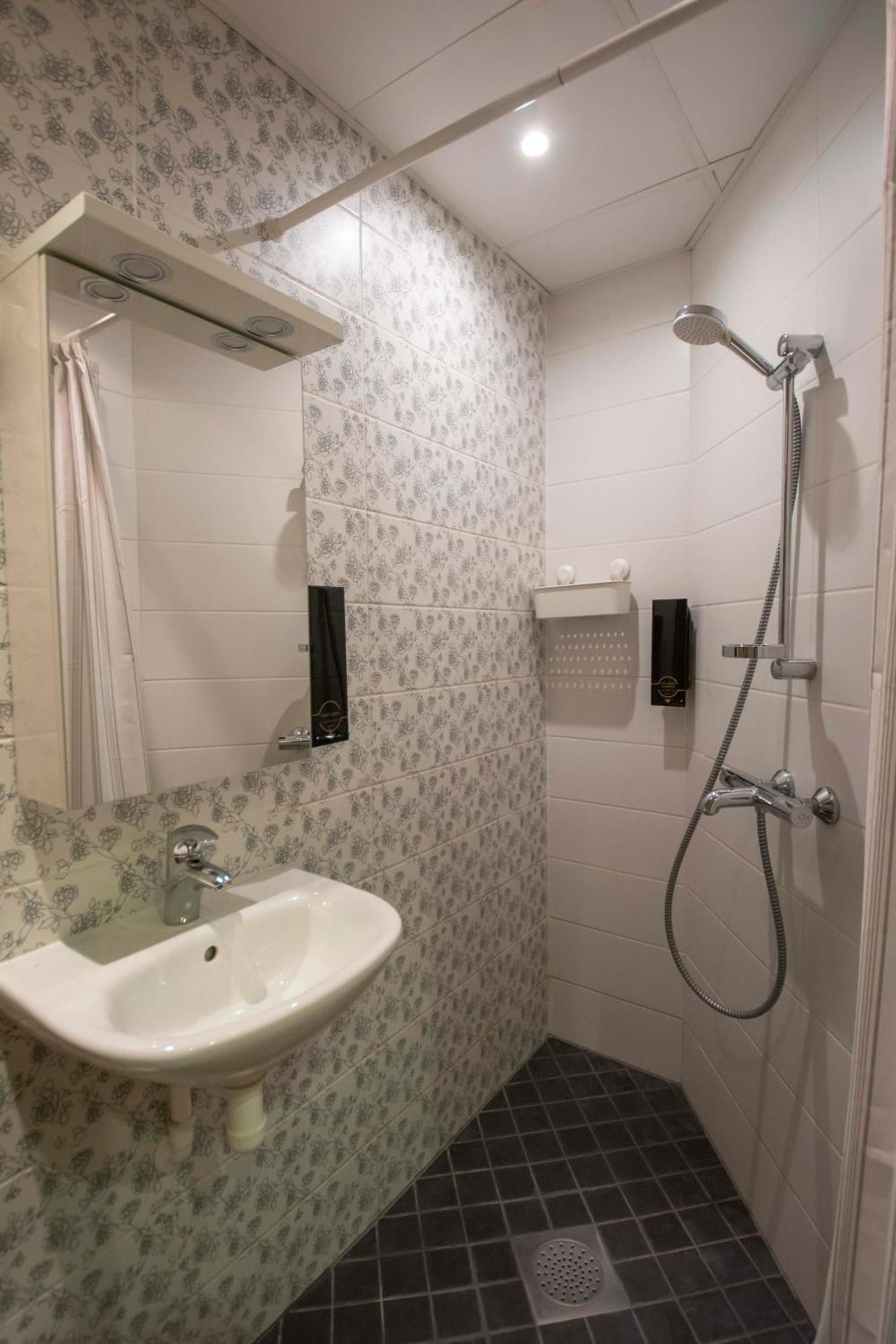 Karlovaidyll 7 - Homey Apartment With Free Parking! تارتو المظهر الخارجي الصورة